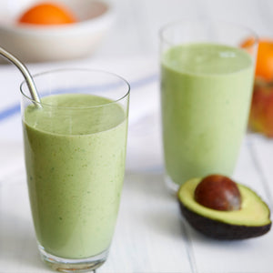 Smoothie mit Banane und Avocado